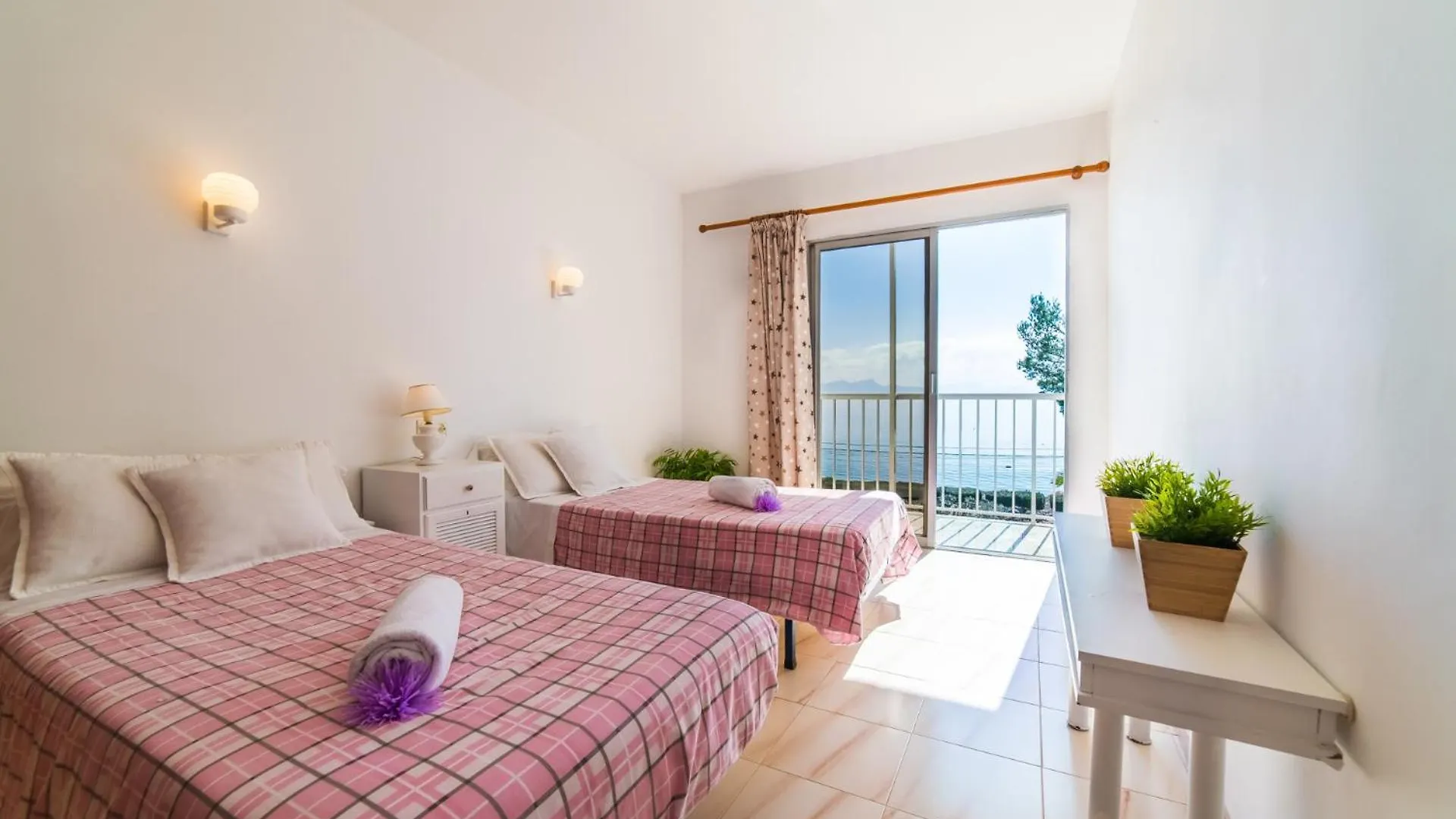 Ideal Property Mallorca - Golf Alcanada 0*,  Spain